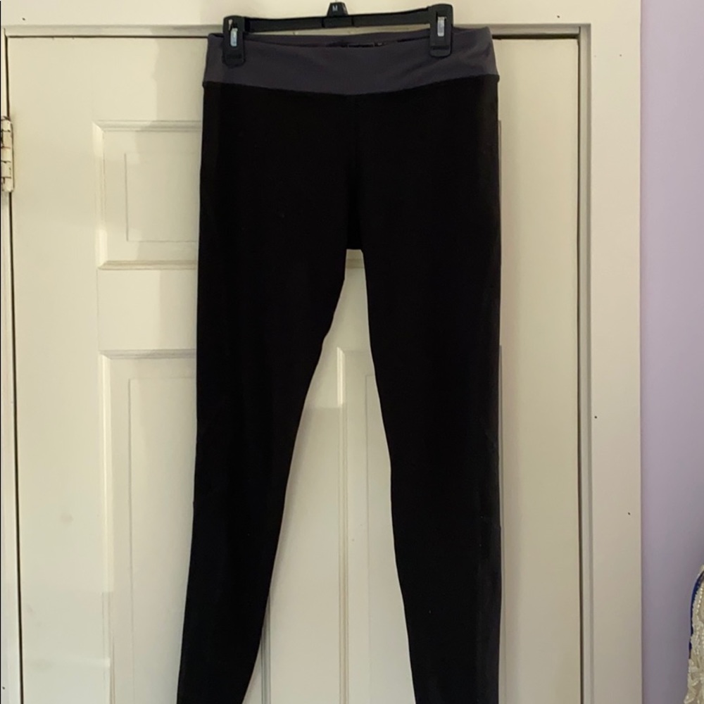 L.L. Bean Women’s Powerflow Tights S